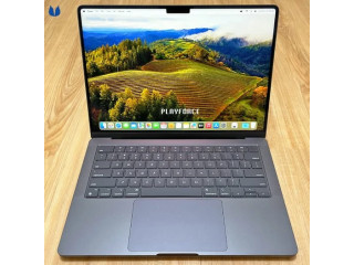MacBook Pro M3 Pro – 14"