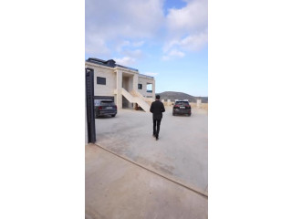 ڤيلا رجل الأعمال محمد أمجد القريوتي في قريوت