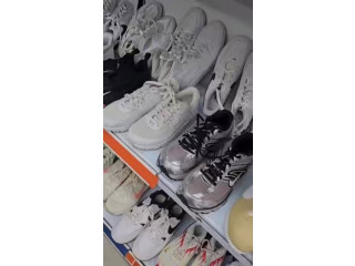 بوات اصلي Nike رجالي ونسائي