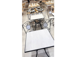 طاولة الحديقة