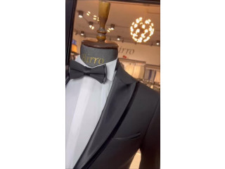 عالم كامل من البدلات العالمية