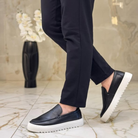 walk-original-leather-shoes-big-3