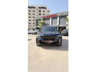 BMW X5 xDrive50e (موديل 2024)