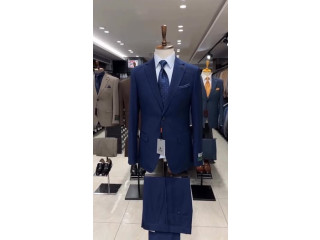 بدلات بتصاميم أنيقة وخامات عاليه