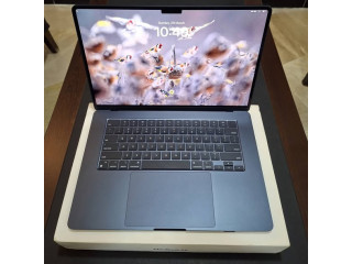 MacBook Air M3 15” Open Box