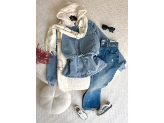 ترانش قصير جينز مبطن وكله دفا وأناقة