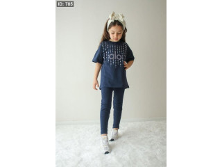 طقم بناتي ناعم وأنيق